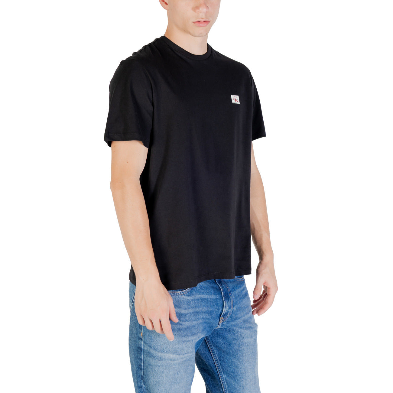 Calvin Klein Jeans T-Shirt for men in black, featuring logo and casual fit, perfect for stylish leisurewear.