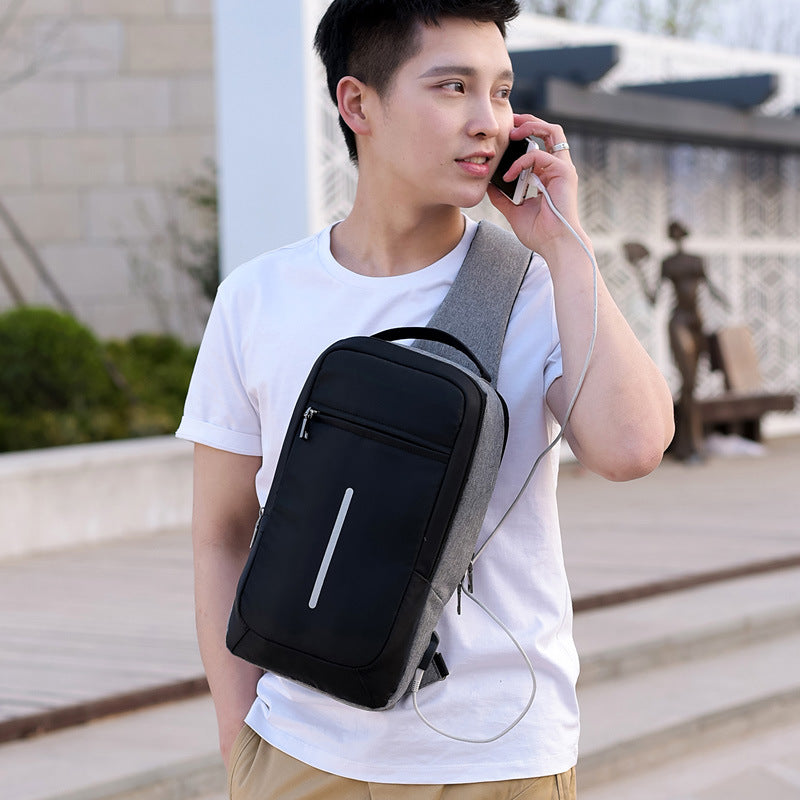 Shoulder bag with USB