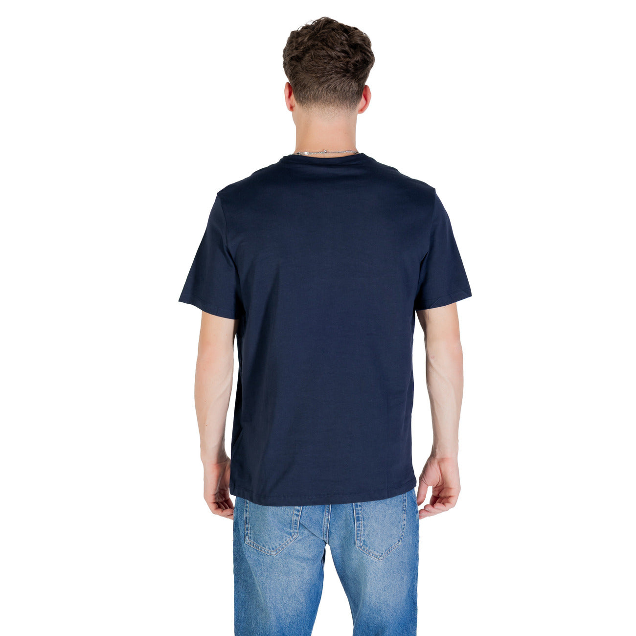 Calvin Klein Jeans Herren T-Shirt in Navy, Rückansicht, klassisches Design, modernes Fit, aus hochwertiger Baumwolle.
